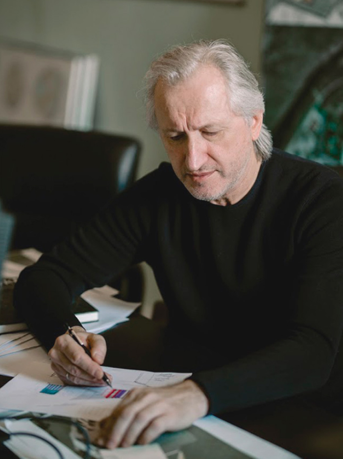 Александр Миронов